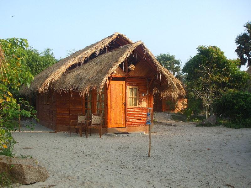 Kirinda Beach Resort, Yala Ngoại thất bức ảnh