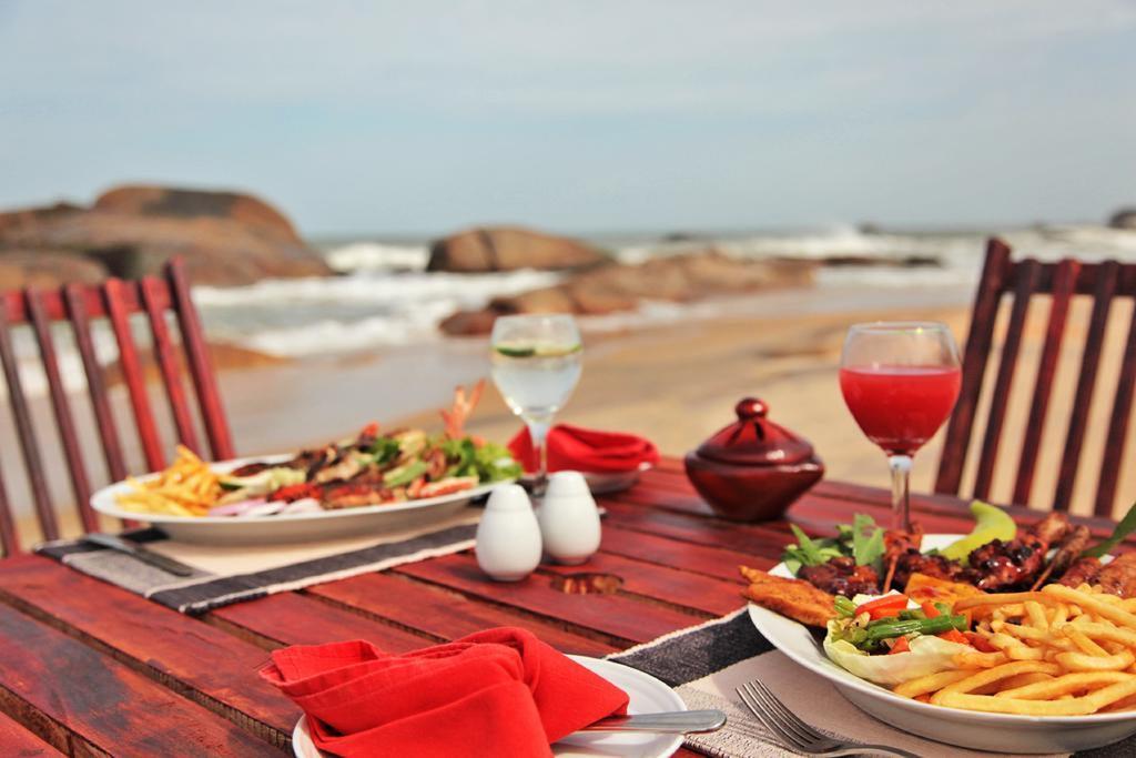 Kirinda Beach Resort, Yala Ngoại thất bức ảnh