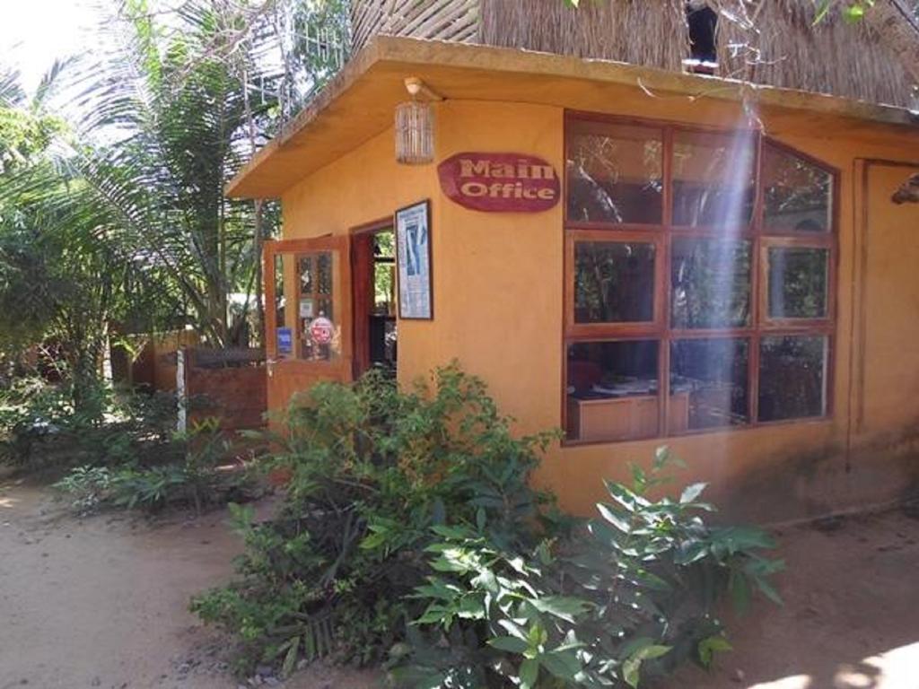 Kirinda Beach Resort, Yala Ngoại thất bức ảnh