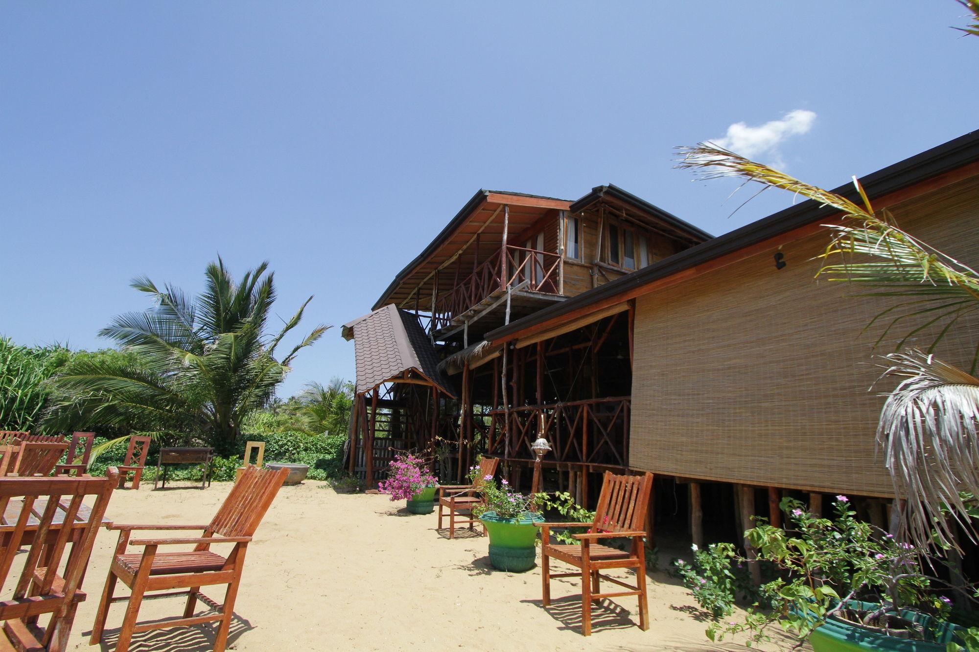 Kirinda Beach Resort, Yala Ngoại thất bức ảnh